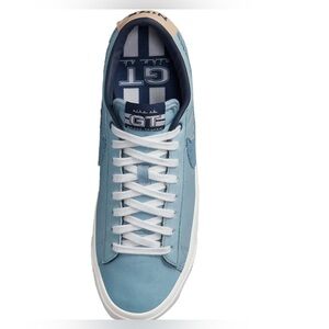 Nike Zoom Blazer Low Pro GT PRM in White/ Navy Size 7 in men’s 8.5 in women’s